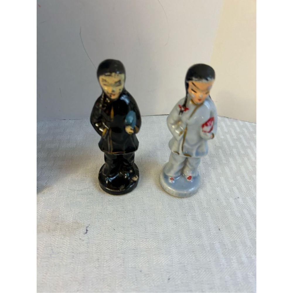 Japan Asian people porcelain? figures‎ lot vintage 4" tall